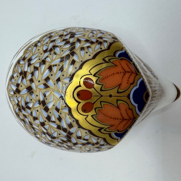 Royal Crown Derby Hawthorn Hedgehog bone china paperweight. Gold stopper. EUC. - Picture 6 of 12